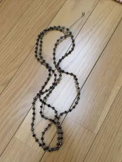 黒ビーズ多層ロングネックレス