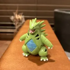 モンコレ　初期　バンギラス　フィギュア　ポケモン