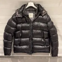 2026年最新】モンクレール zinの人気アイテム - メルカリ