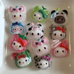 ハローキティ　ネイルパーツ　①