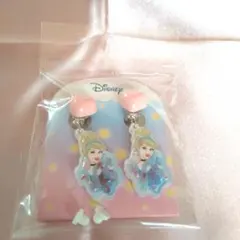 Disney シンデレラシャカシャカ イヤリング＋プリンセスフレークシールセット