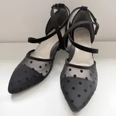 【美品】BENEBIS ドットチュールパンプス　クロスストラップのサムネイル