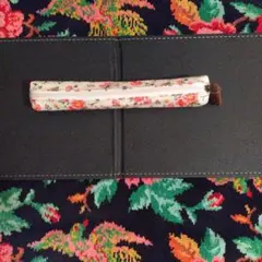 ★Cath Kidston（キャスキッドソン）　花柄　スリムペンケースのサムネイル