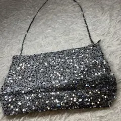 スパンコール 大きめショルダーバッグ　パーティバッグ キラキラ シルバー