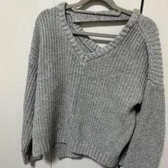 グレー Vネック ニットセーター Mサイズ
