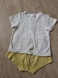 【着画あり】プチバトー 半袖トップスとショートパンツ セット 12mのサムネイル