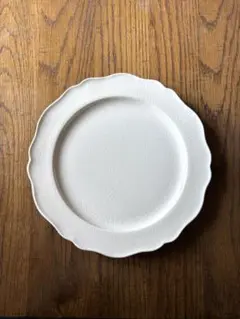 石川隆児　さん　フラワーリムプレート白　2枚　新品未使用 2025年最新】石川隆児の人気アイテム - メルカリ