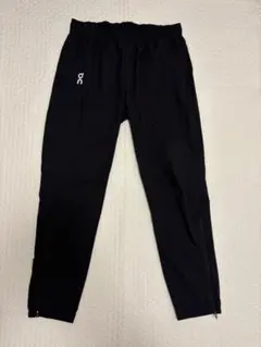 On Core Pants オン コア パンツ