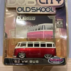 Item thumbnail for item ea6f7dcd-e2d2-42b7-8bc3-d452405108a3