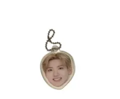 TREASURE ジュンギュ　顔アクキー