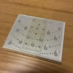 アイシャドウパレットのサムネイル