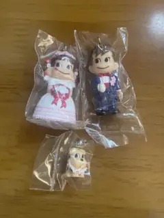 不二家 ペコちゃん ポコちゃん ドッグ チャーム 3点セット - メルカリ
