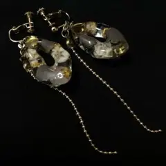 透明樹脂製ゴールド装飾イヤリング ネジバネ式