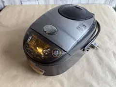 象印 IH炊飯器 極め炊き NP-VI10 5.5合 豪熱沸とう動作確認済のサムネイル
