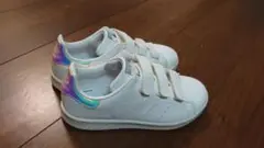 adidas スタンスミス ホワイト 20cm　オーロラ