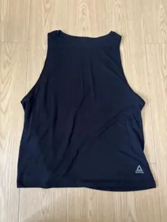 Reebok タンクトップ