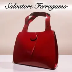 フェラガモ ガンチーニ 赤 光沢 オールレザー ハンド トートバッグ 肩掛け可