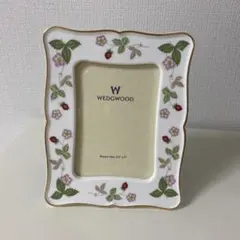 Wedgwood ワイルドストロベリー写真立て