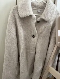 ユニクロフリースジャケット ベージュ 襟付き