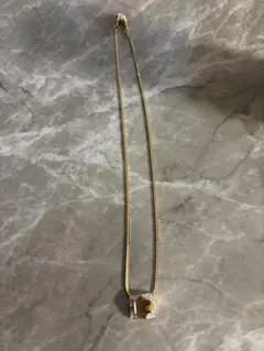 GIVENCHY ネックレス ゴールドカラー Gロゴ