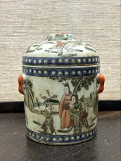 中国 「大清同治年製」落款 色絵蓋物 人物・童子・花蝶図