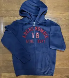 本物【送料無料】サイズM(日本L)新品未使用　アバクロパーカー ロゴ刺繍、厚手