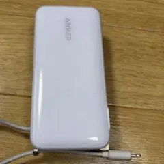 Anker Power bank ビルトインLightningケーブル
