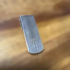 バーバリー　マネークリップ　シルバー