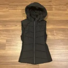 ZARA ダウンベスト　Sサイズ