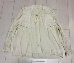 【mily bilet】ビッグレース衿ゆったり3wayキャンディスリーブブラウス