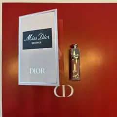 Miss Dior ESSENCE &マキシマイザー001