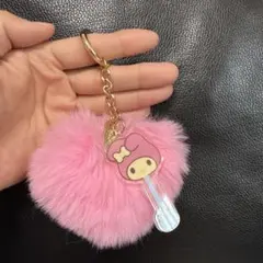 サンリオ　マイメロディ ハート型ファーキーホルダー