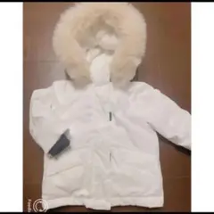 babyGAP　ダウンジャケット　ダウン75 %　ファー　真っ白