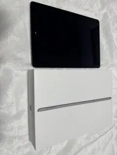 Apple iPad 第9世代　本体　スペースグレイのサムネイル