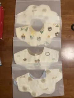 ベビースタイ　4枚セット　ベアー