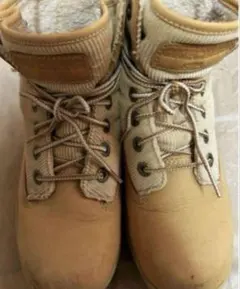 ベージュ スケッチャーズ ブーツ（24cm）