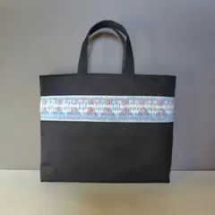 Item thumbnail for item f6a5041b-97cc-480f-8aa2-6fb7c706fe36