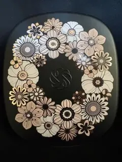 コスメデコルテ クリスマスコフレ 2025 スキンシャドウデザイニングパレット