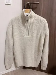 ZARA ハーフジップ リブニット セーター ベージュ Mのサムネイル