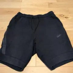 Nike テックフリース　ハーフパンツ　ショートパンツ