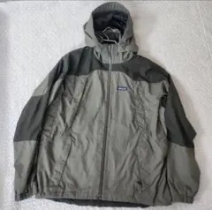 Patagonia マウンテンパーカーのサムネイル