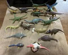 恐竜フィギュアセット 約17体