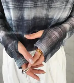 2点再販♡新品未使用！ホローアウト　シースルートップス　ブルー L