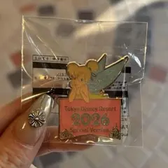 ディズニーランド 2026 ジャングルカーニバル ピンバッジ ティンカーベル