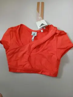 ④adidas 半袖トップス