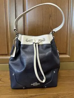 COACH ネイビー ホワイト 巾着型ショルダーバッグ