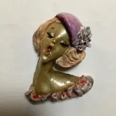 手作りブローチ