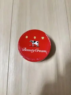 新品　未使用　牛乳石鹸　赤箱　ビューティークリームのサムネイル