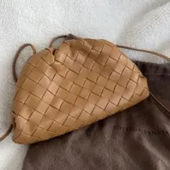 ボッテガヴェネタ　ミニザポーチのサムネイル