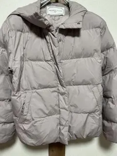 フード付きピンクダウンジャケット